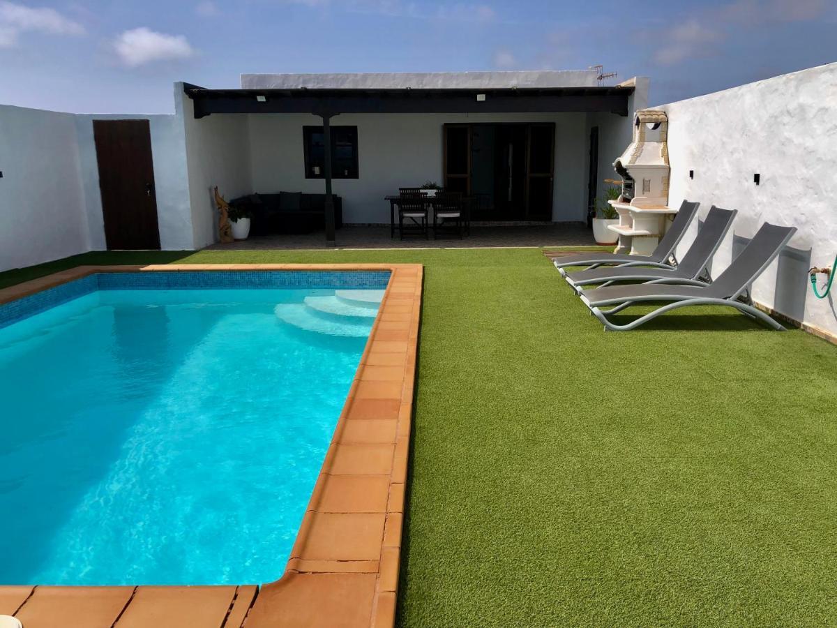 Villa Miriam Tinajo Ngoại thất bức ảnh