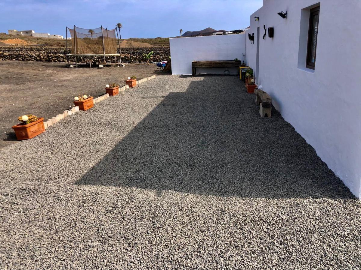 Villa Miriam Tinajo Ngoại thất bức ảnh